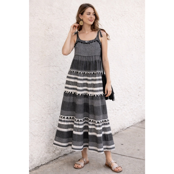 crown & ivy Dresses & Skirts - Crown & Ivy Boho Tiered Midi Dress Black White XL Adjustable Straps